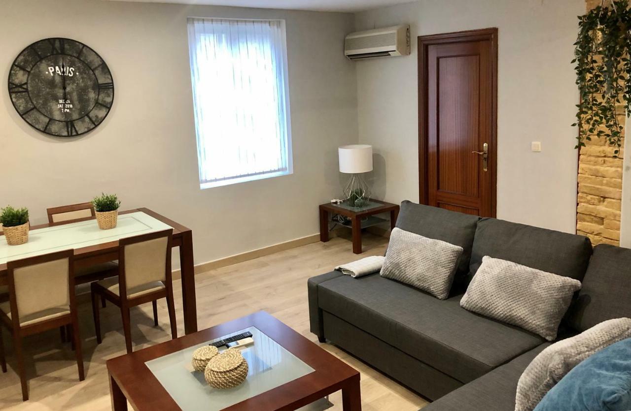 Apartamento San Blas-Antiguo Mercado Central Zaragoza Kültér fotó